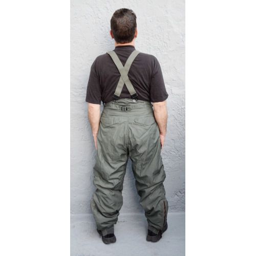 BROCHURE ⁄ B FLIGHT PANTS